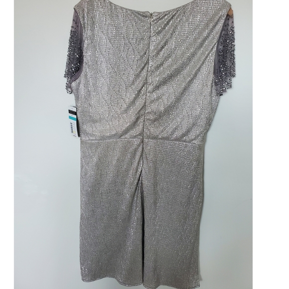 Cachet Cocktail Dress - Picture 3 of 3